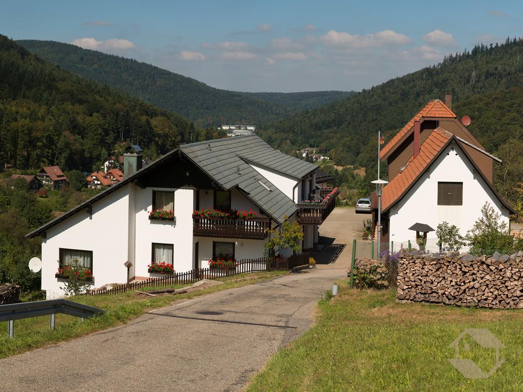 Ferienwohnungen Eva-Maria Bad Herrenalb Exterior photo